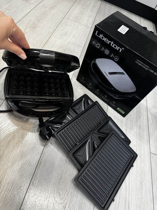 Вафельница/бутербродница