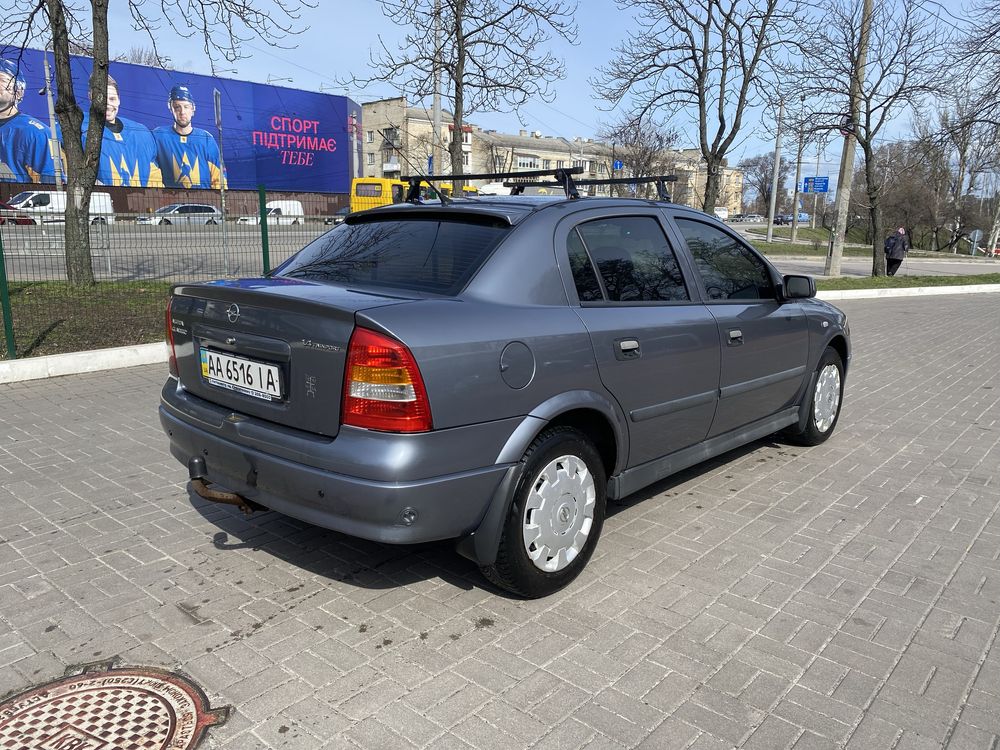 Опель Астра G Opel Astra 2008