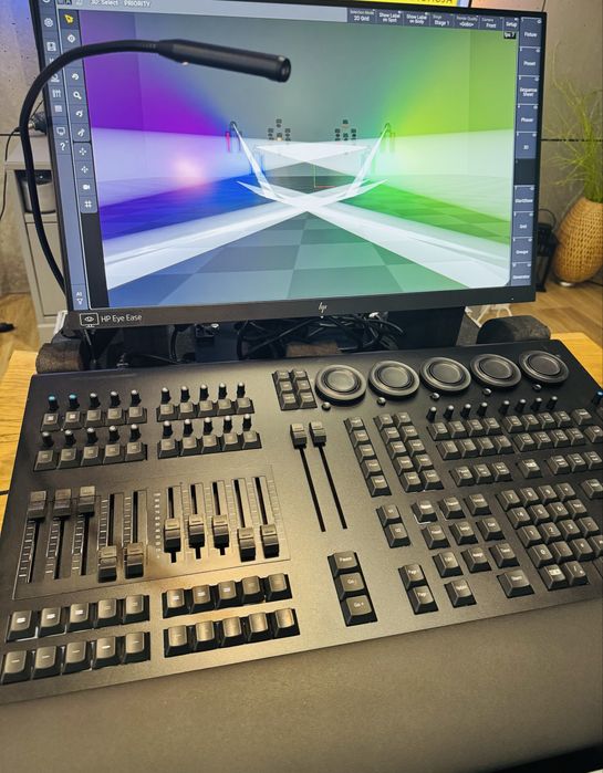 grandMA3 onPC Command Wing XT Tour Pack – gotowy do pracy zestaw!