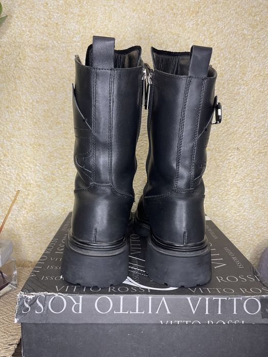 Жіночі зимові черевики Vitto Rossi