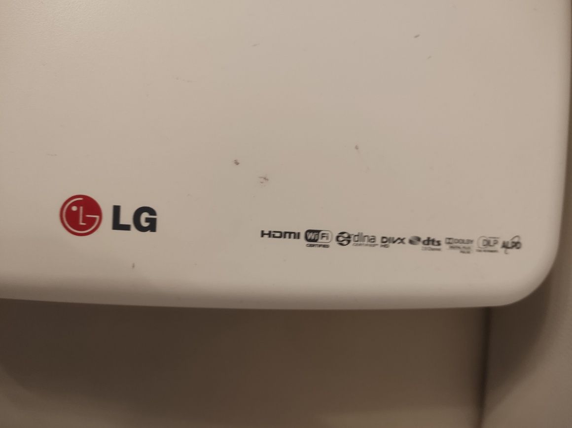 Projektor LG SA560