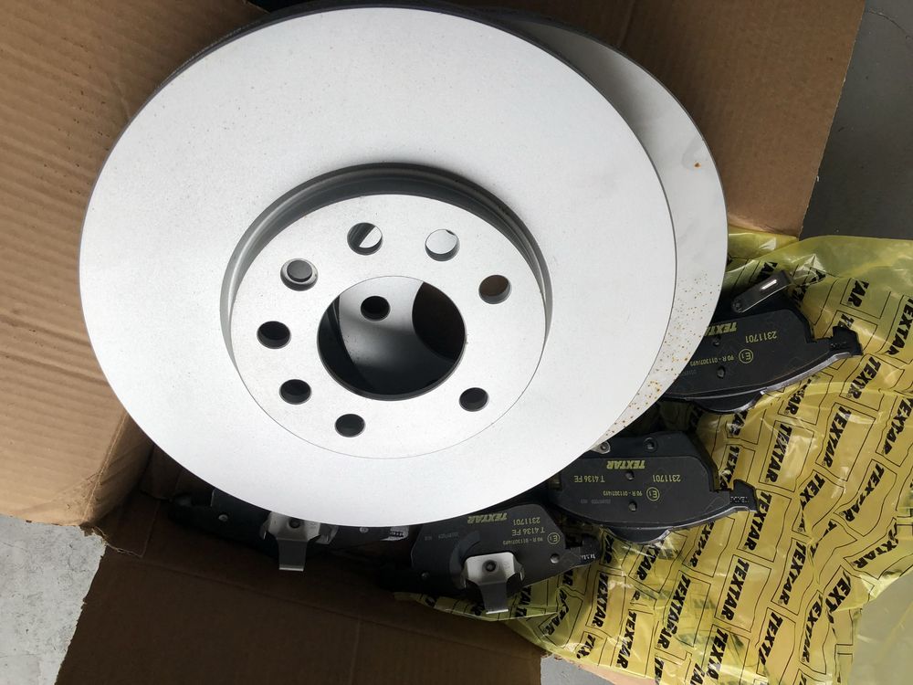 Tarcze hamulcowe  Saab 9-3 9-5 Opel Textar Pro plus Klocki