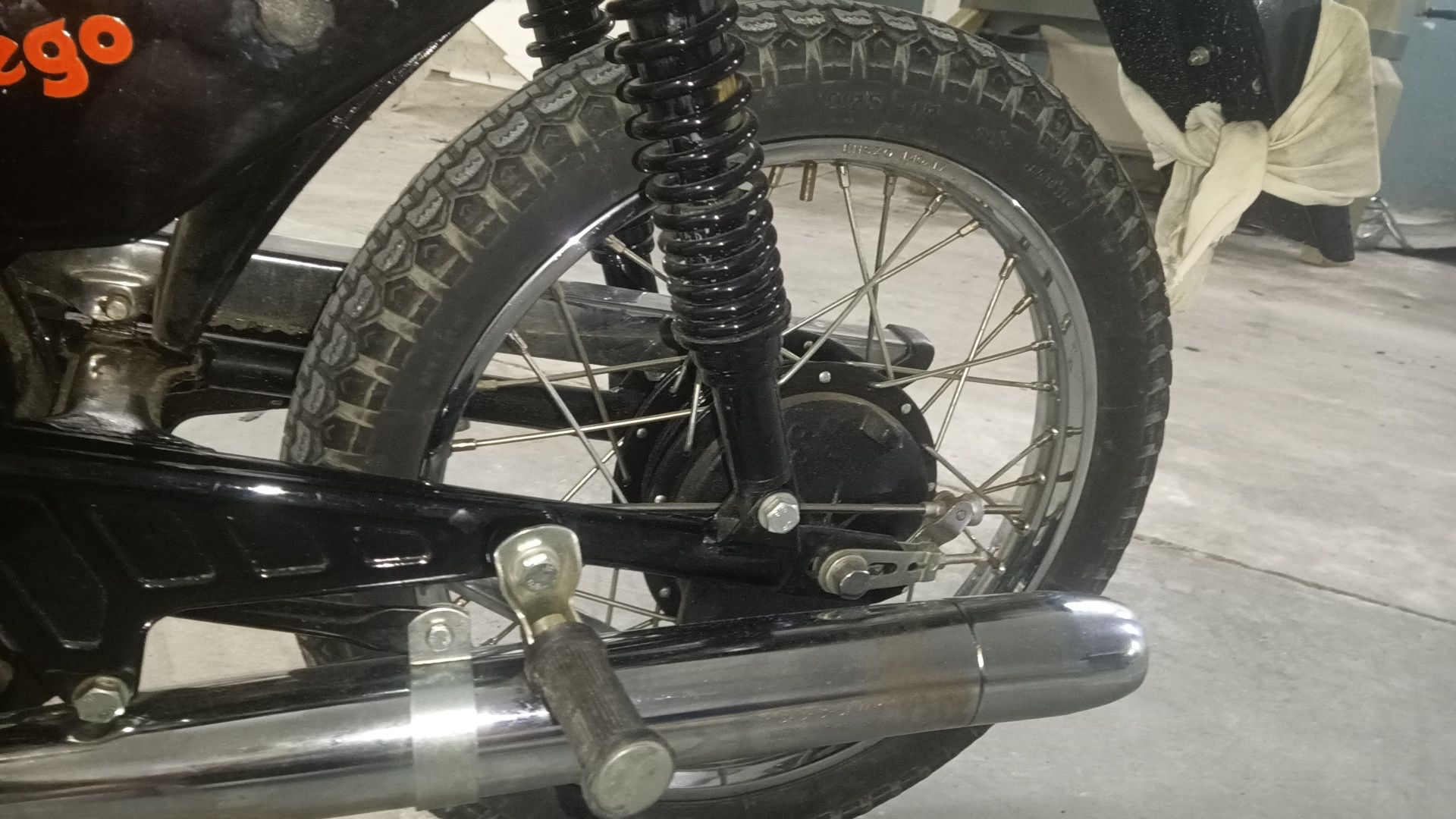 Sachs Fuego preta