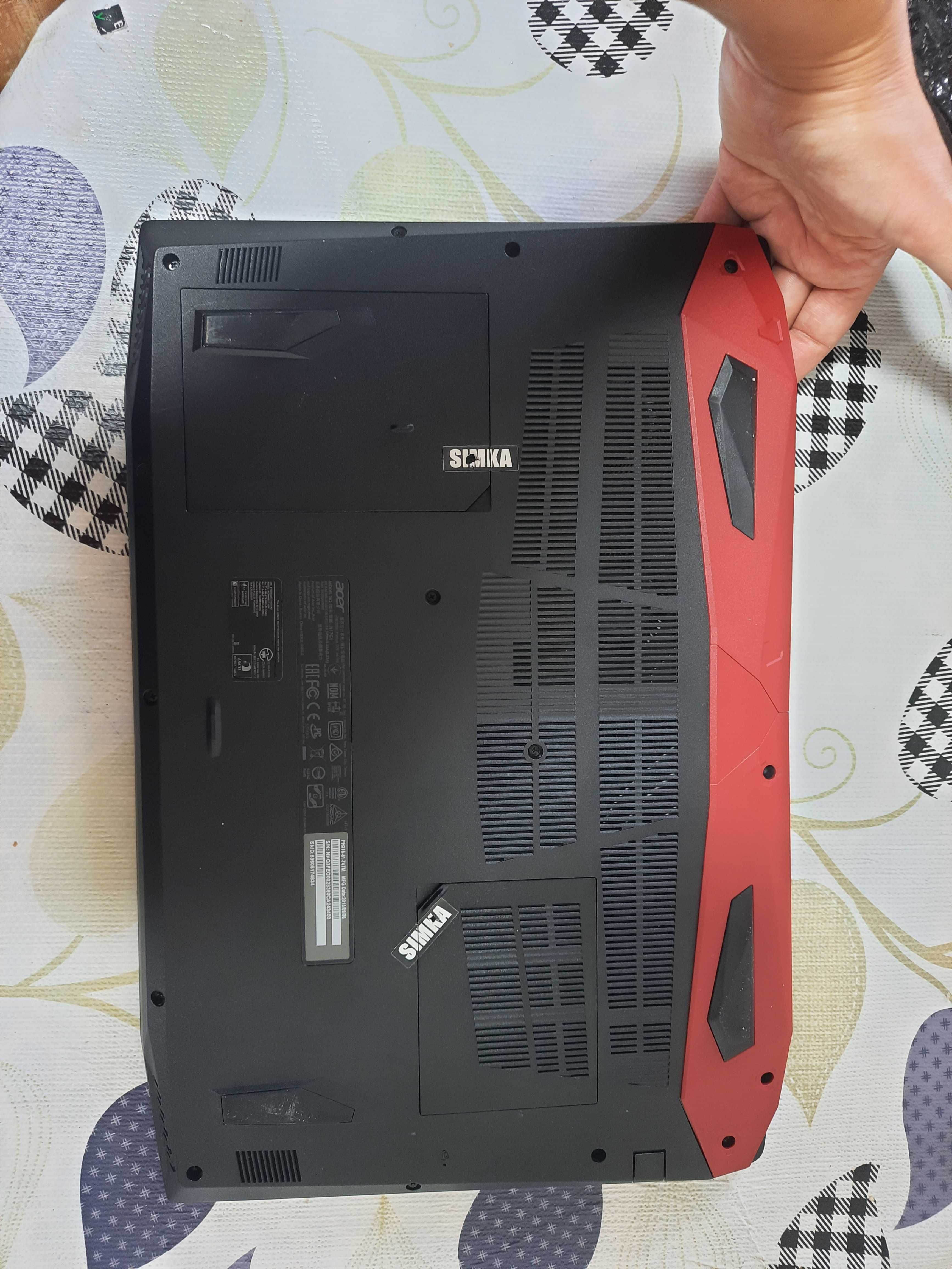 Acer Predator Helios 300 i7  Игровой ноутбук в идеальном состоянии