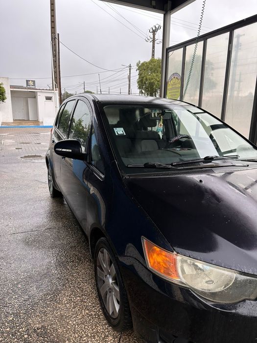 Mitsubishi colt 1.1 2009