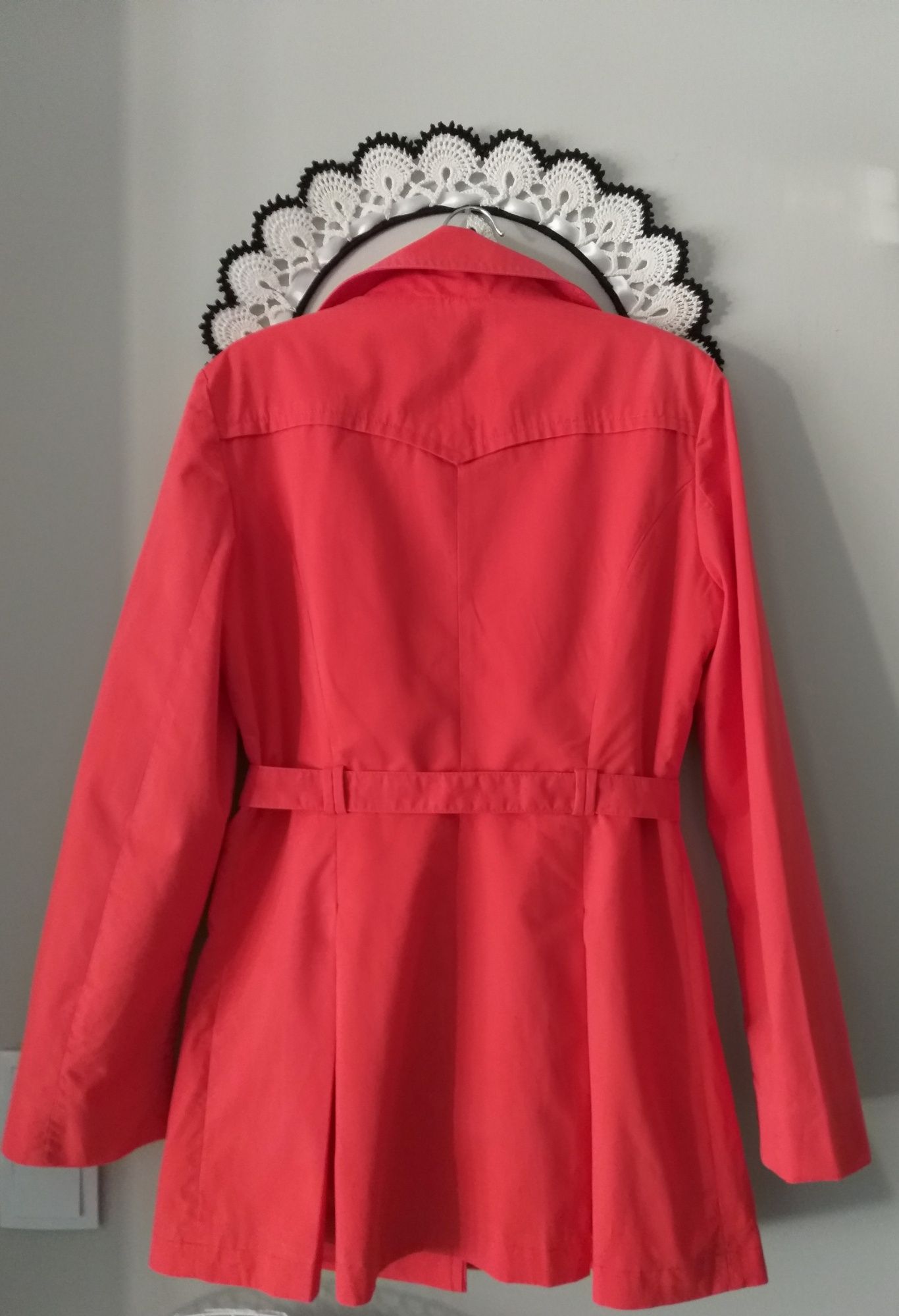 Krótki płaszcz Benetton r. M / L, 38 / 40