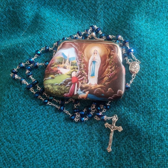 Szklany Różaniec z Fatimy+ etui na różaniec jak na zdjęciu.