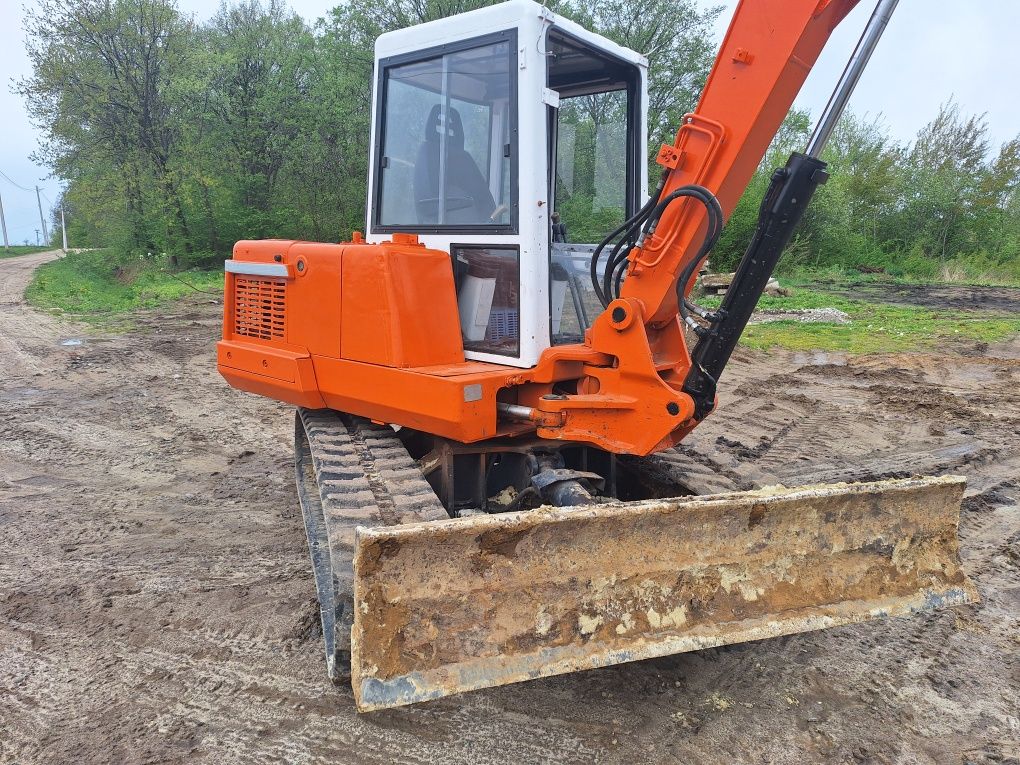 Екскаватор Kubota KX-151