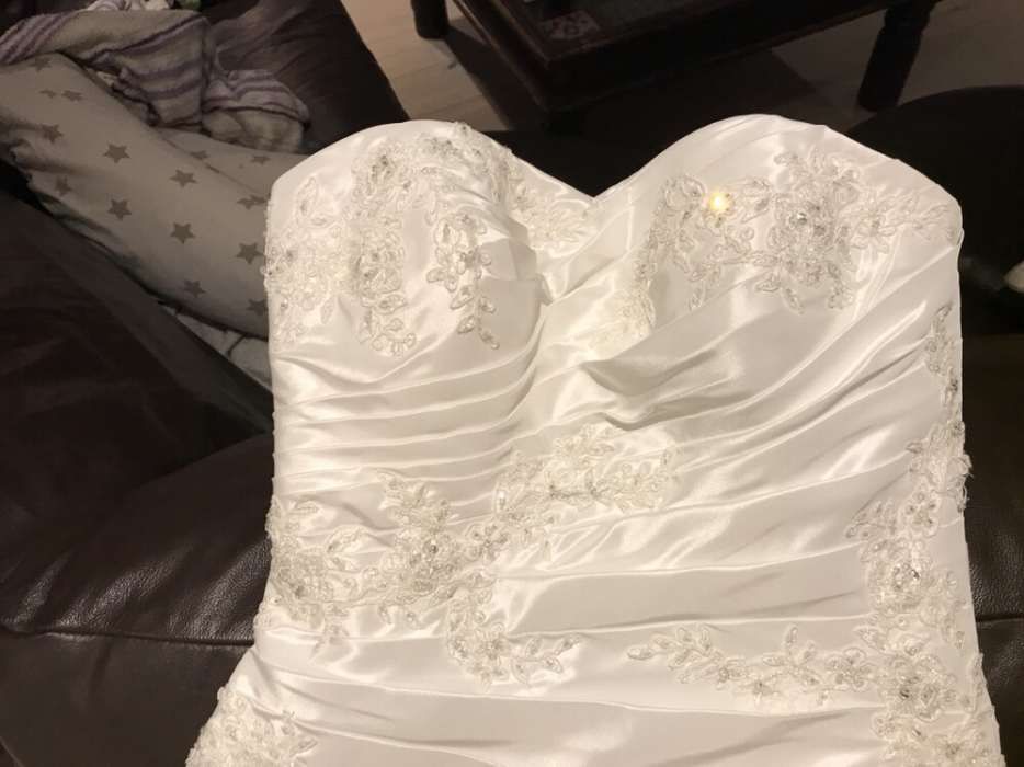 Cudna suknia ślubna AMY LOVE Bridal