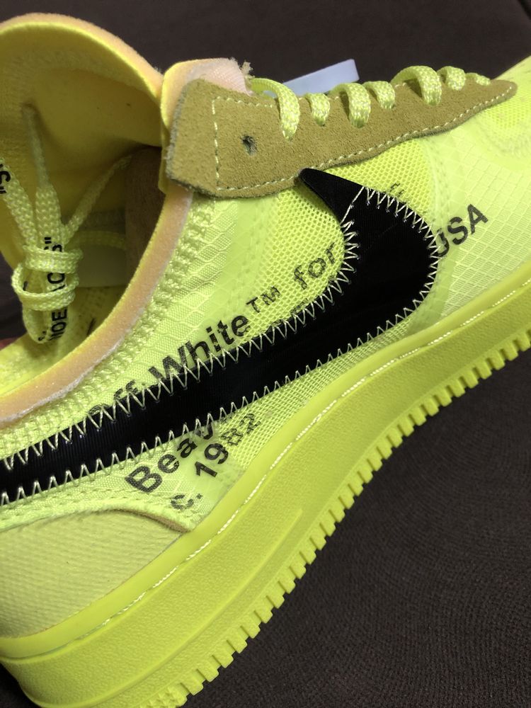 Продаются кроссовки  OFF-WHITE x Nike Air Force 1 Low "Volt" новые