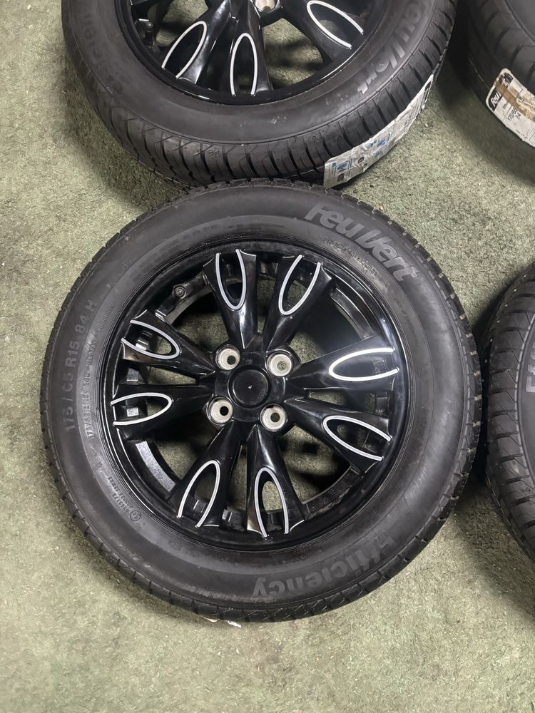 4x100 60,1 5J15 ET47 175/65R15 84H FEUVERT EFFICIENCY koła microcar