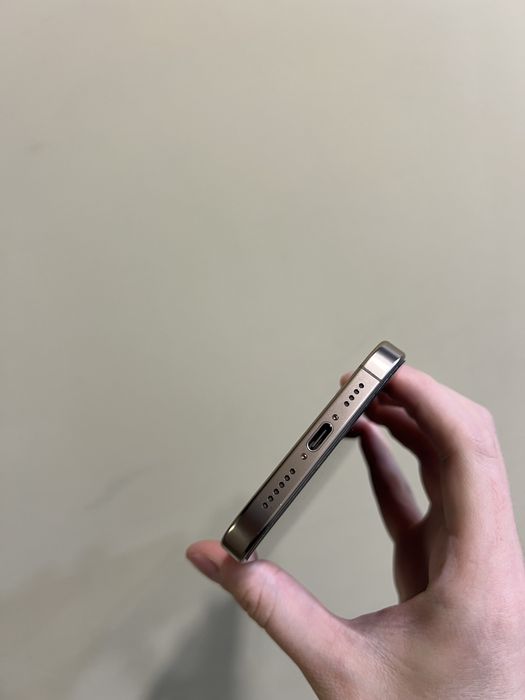 Б/у Iphone 16 Pro Max 512 Desert Titanium повний комплект , все рідне