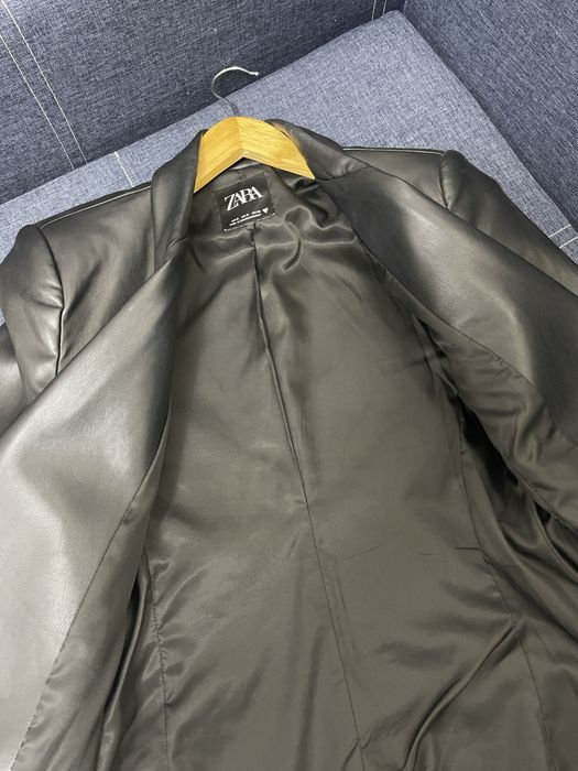 Шкіряний піджак Zara