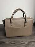 Кожаная сумка Furla Linda 820639 карамельная