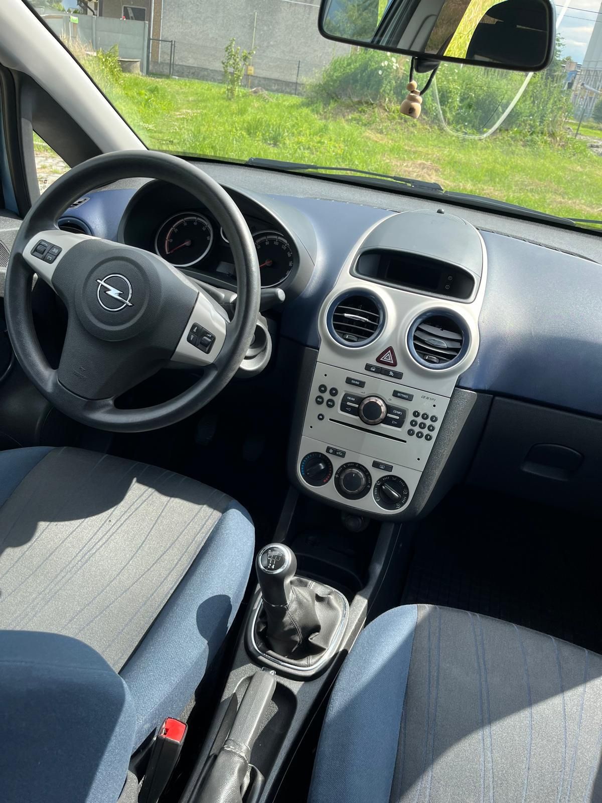 Sprzedam Opel Corsa 1,2 B 2006 R.Klimatyzacja