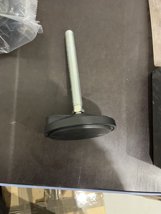 Stopka regulowana stopka wahliwa elesa gantner