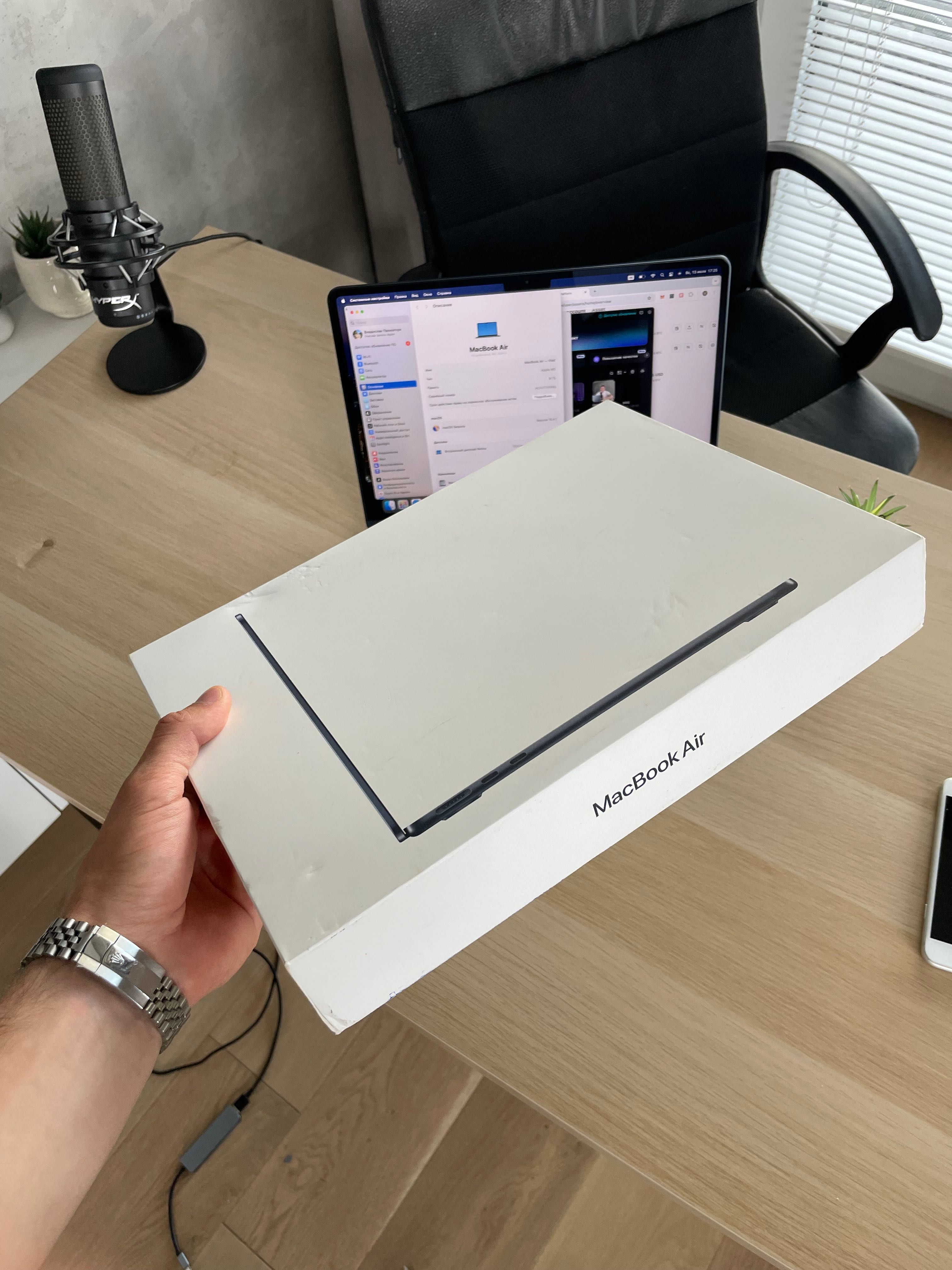 Macbook Air 13” M3 (8/256)