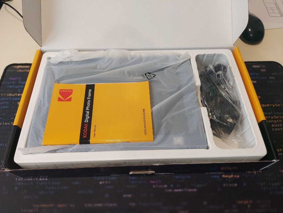 Цифрова фоторамка Kodak RDPF-1028C