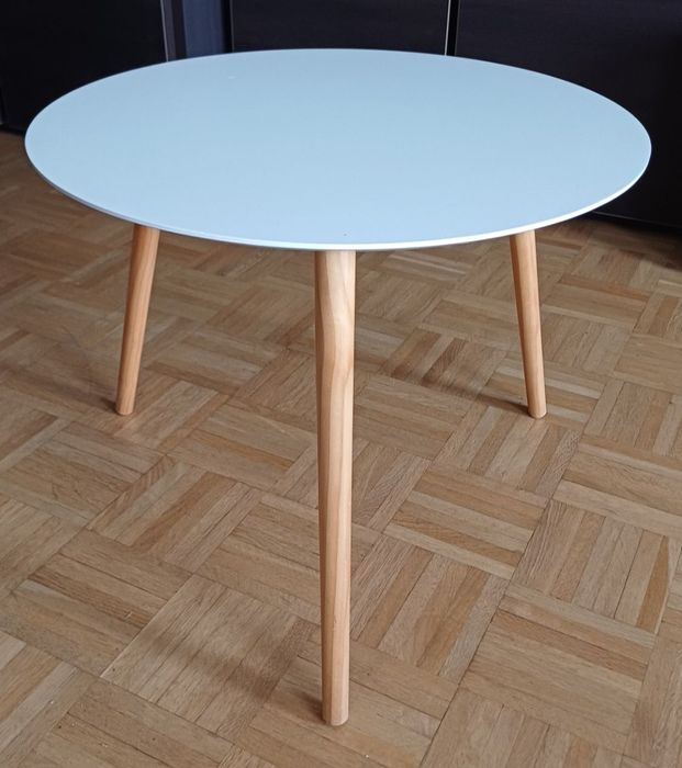 Okrągły stolik kawowy