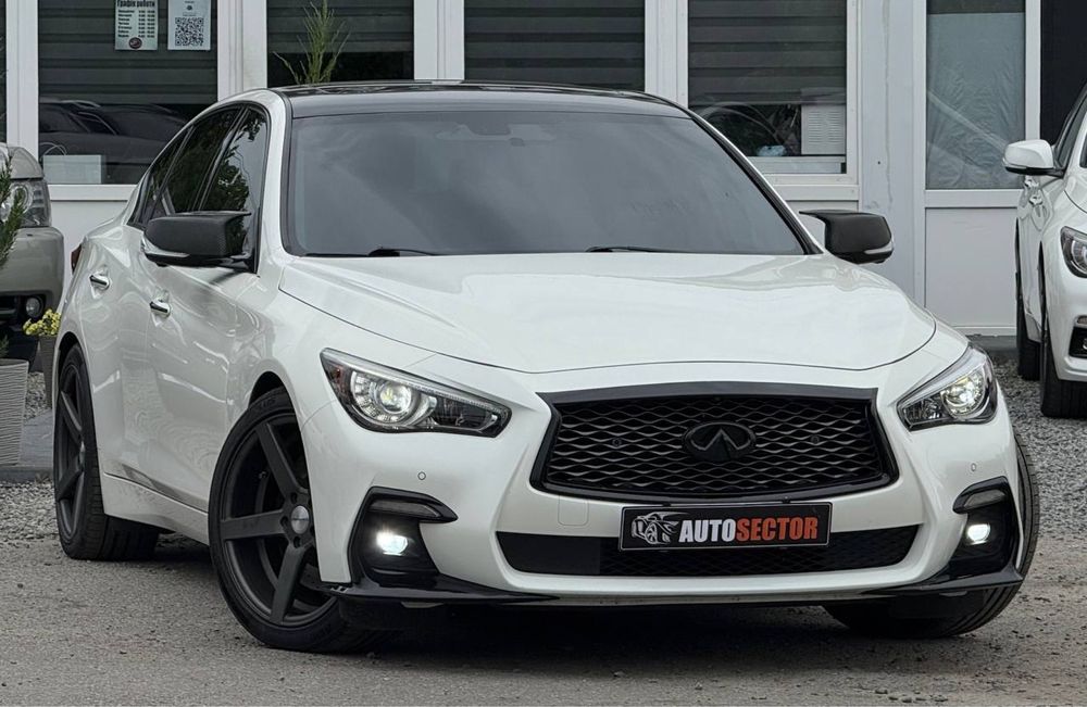Infiniti Q50 silver sport 3.0