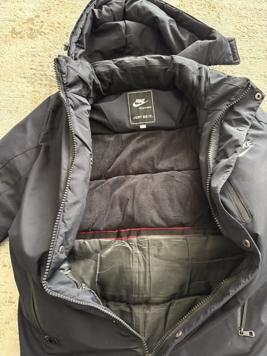 Куртка nike розмір s