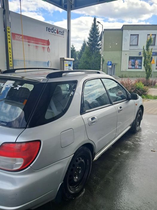 Subaru impreza kombi 2.0