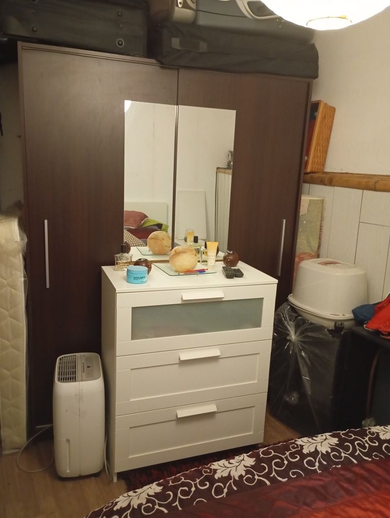 Aluguer quarto cama casal senhora ou menina