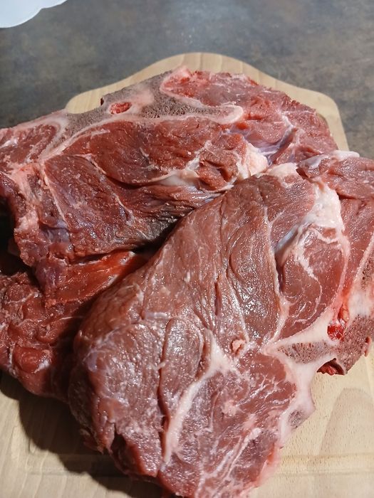 Kości wołowe karkowe mięsne - 5kg