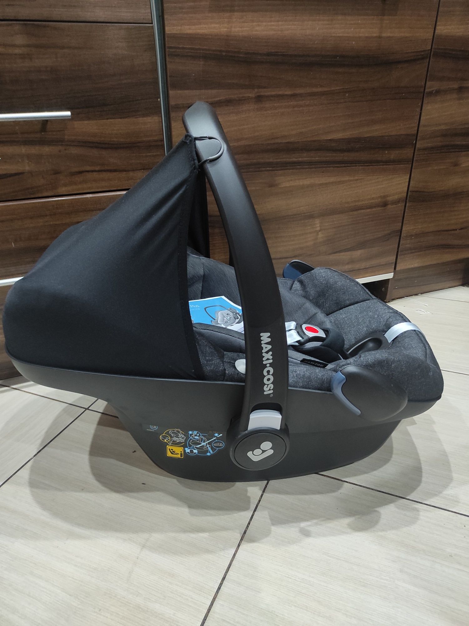 Nowy fotelik samochodowy nosidełko dla dzieci 0-12 kg, Maxi Cosi