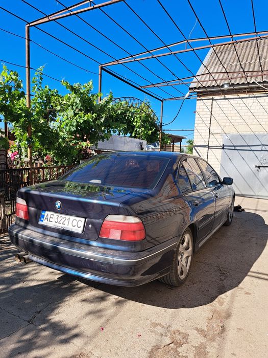 Продам бмв е 39 м52б25tu