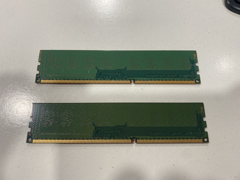 Оперативна пам'ять Samsung DDR3 4Gb 1600MHz PC3 12800U 1R8 CL11