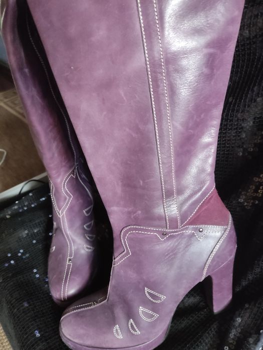 Чобітки жіночі, ексклюзивні