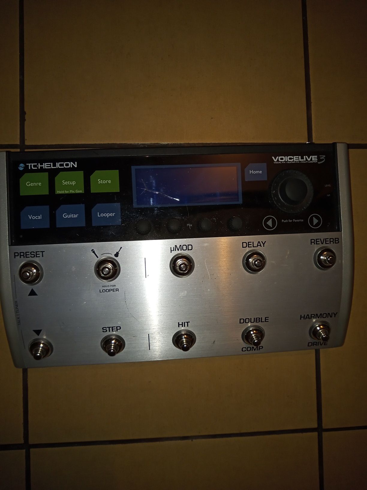 TC Helicon Voicelive 3