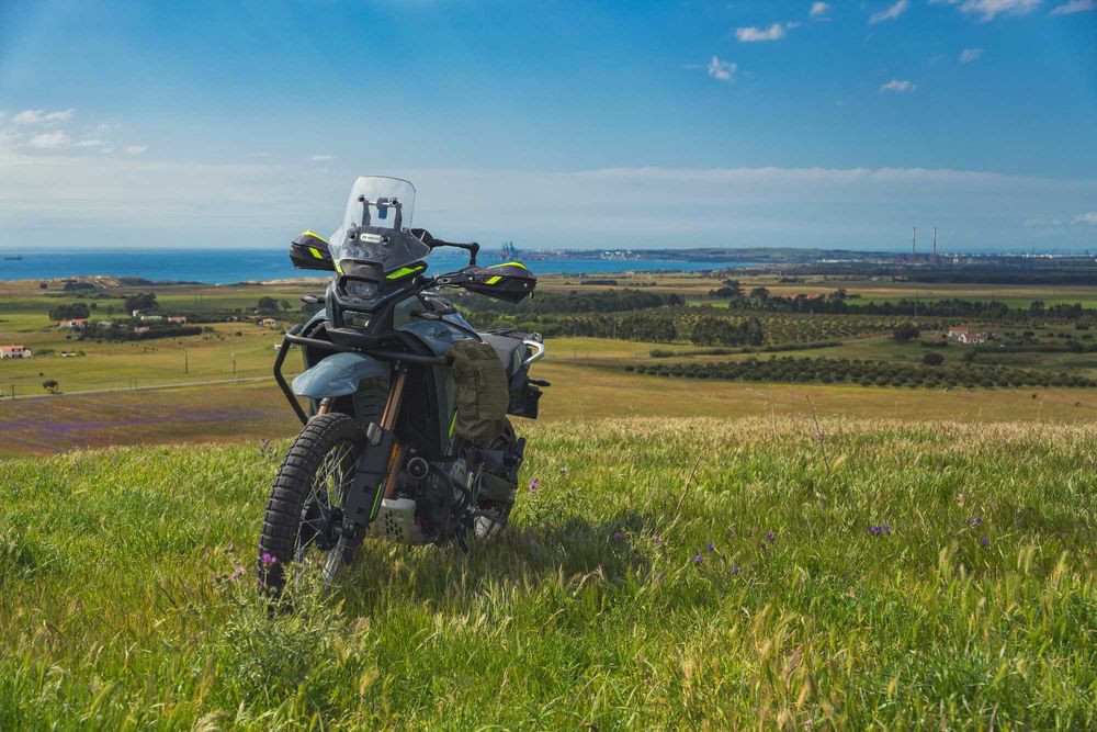 CF Moto 450MT 2025