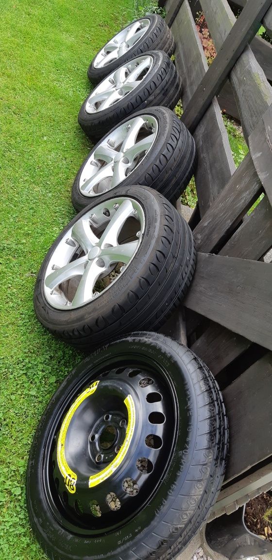Nowe opony z felgami do audi