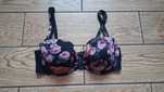 Czarny biustonosz w kwiaty H&M r. 80 C