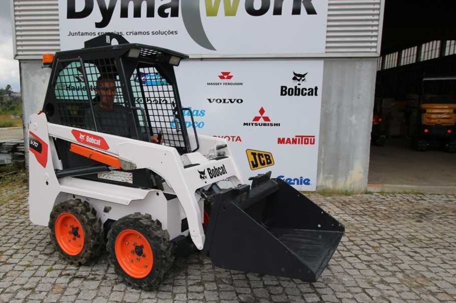 Bobcat Mini carregadora S70 Tração 4 rodas como nova