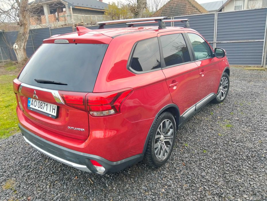 Mitsubishi Outlander