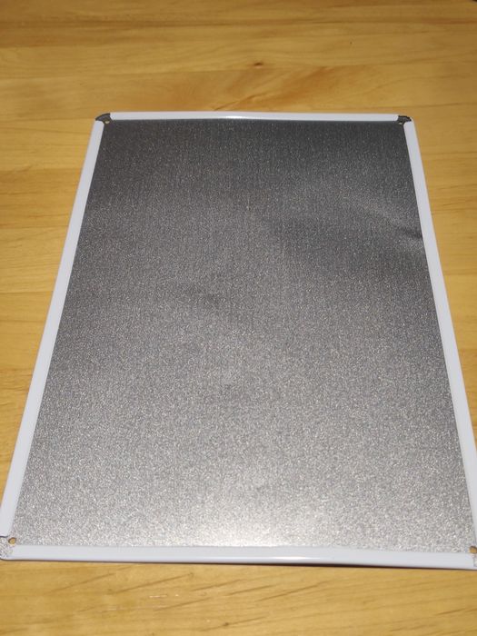 Zawieszka metalowa do powieszenia Rodzina Adamsów Family Adams 20x30 c