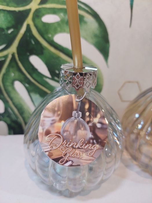 Szklanka z rurką w kształcie bombki 375ml