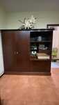 Movel de entrada com arrumação para casacos e com gavetas