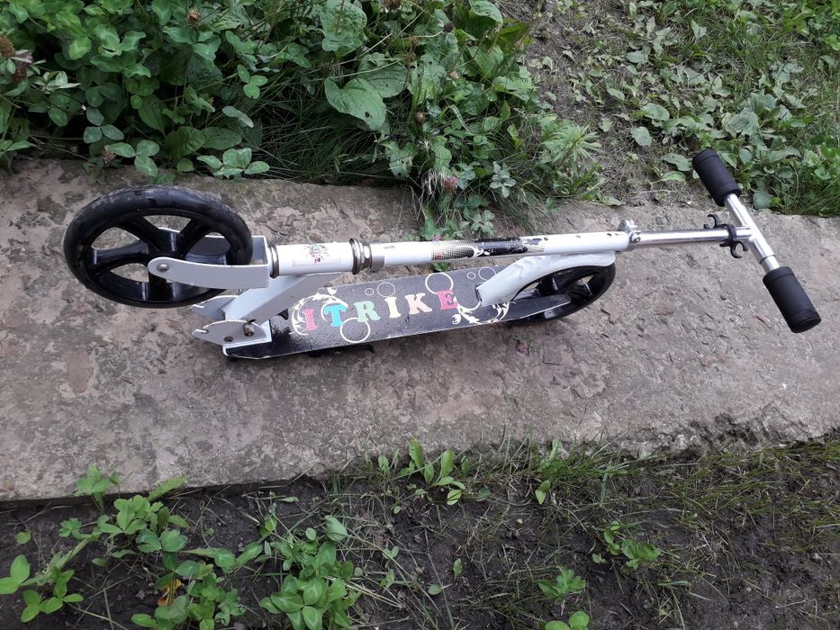 Продам дитячий Самокат