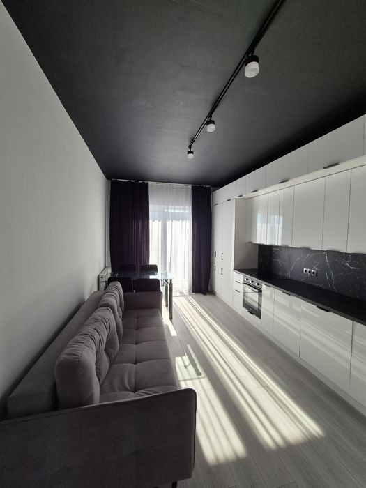 Продається простора кв-ра з ремонтом у ЖК САДОВИЙ