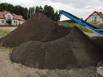 Ziemia przesiana przesiewana ogrodowa humus pod trawnik