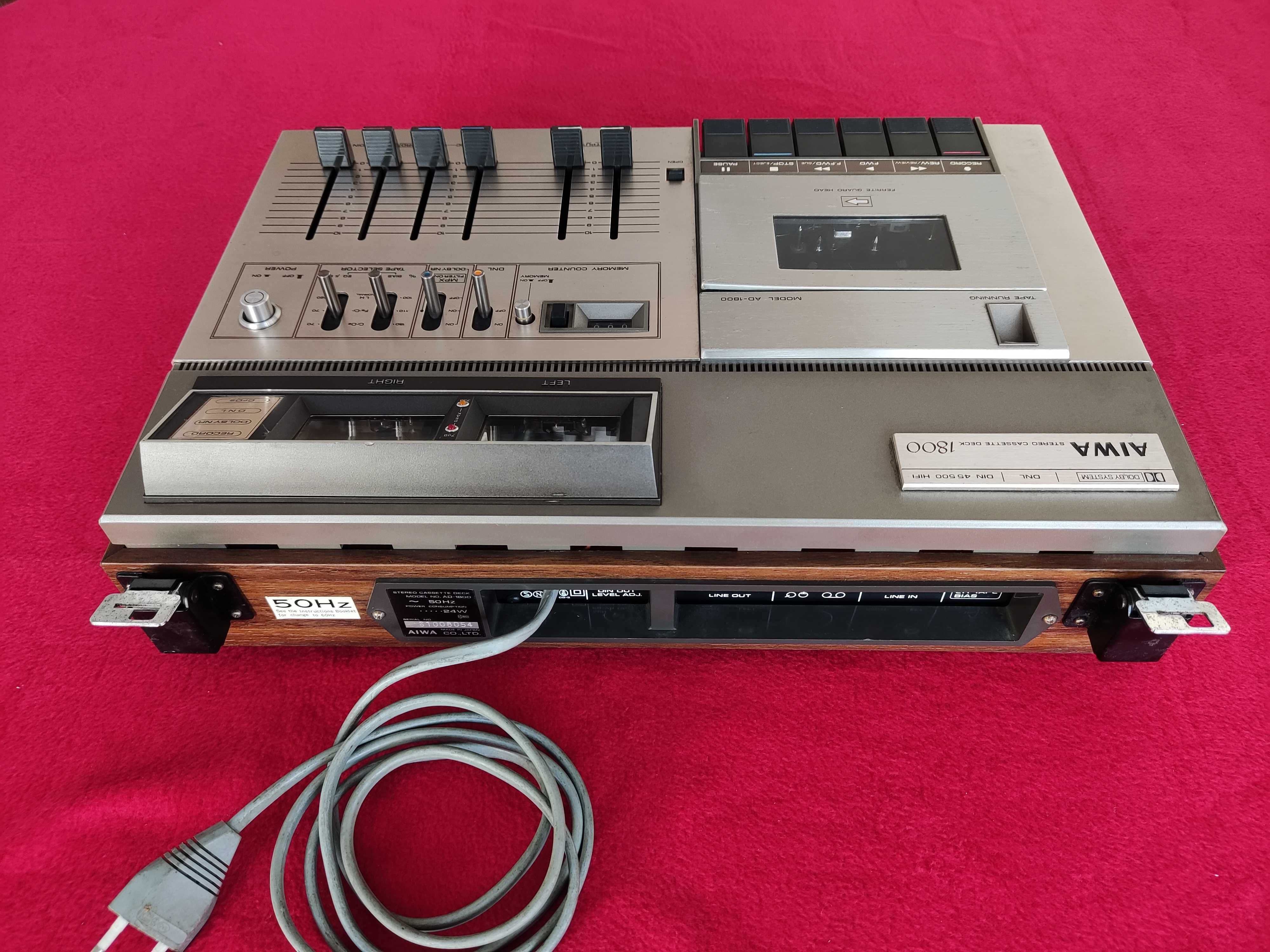 Aiwa AD-1800 Stereo Cassette Deck