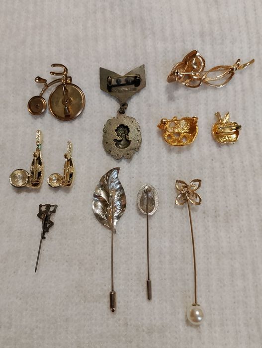 Броши и значки от 50грн