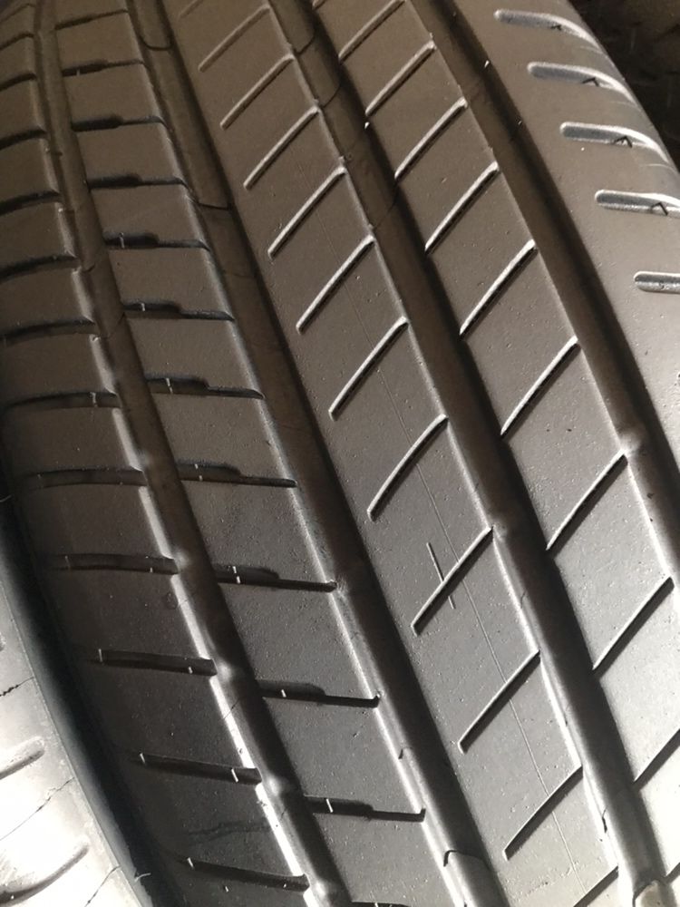 245/50/19 R19 Bridgestone Alenza 001 4шт