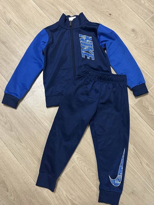 Спортивний костюм Nike, р.92/98