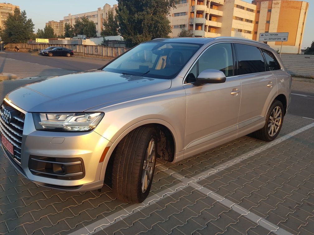 Audi Q7 4 M 3.0  TFSI