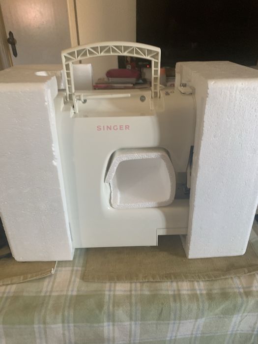 Maquina de costura SINGER